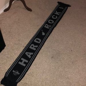 Authentic Hard Rock Cafe Scarf 🧣